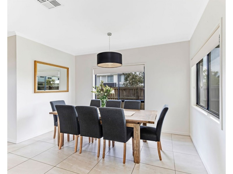 15 Caspian Circuit, Mountain Creek QLD 4557