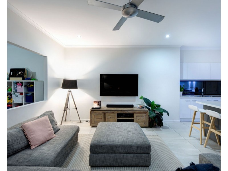 15 Caspian Circuit, Mountain Creek QLD 4557