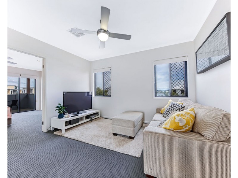 15 Caspian Circuit, Mountain Creek QLD 4557