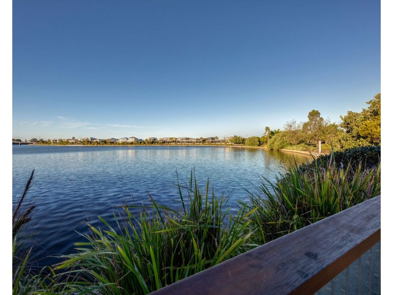 15 Caspian Circuit, Mountain Creek QLD 4557