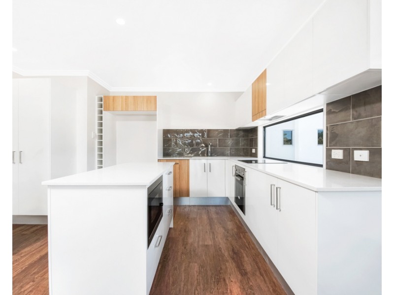15/327 Bradman Ave, Maroochydore QLD 4558