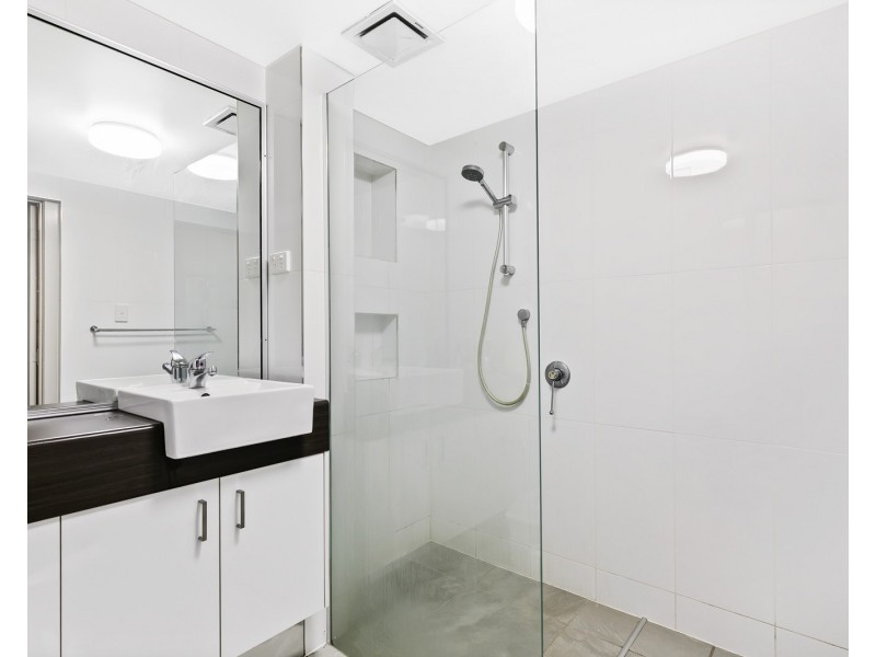 66 Wrigley Street, Maroochydore QLD 4558