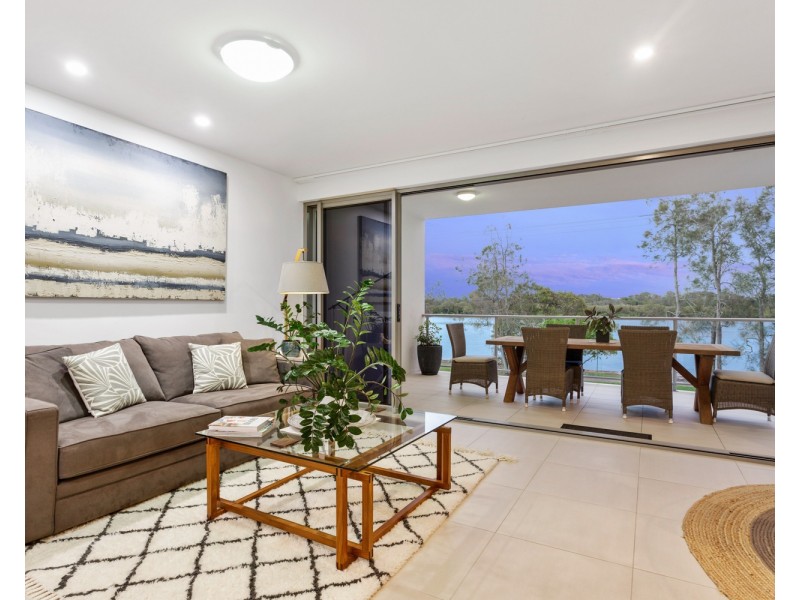 2/175 Bradman Avenue, Maroochydore QLD 4558