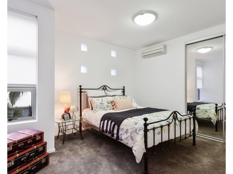 2/175 Bradman Avenue, Maroochydore QLD 4558