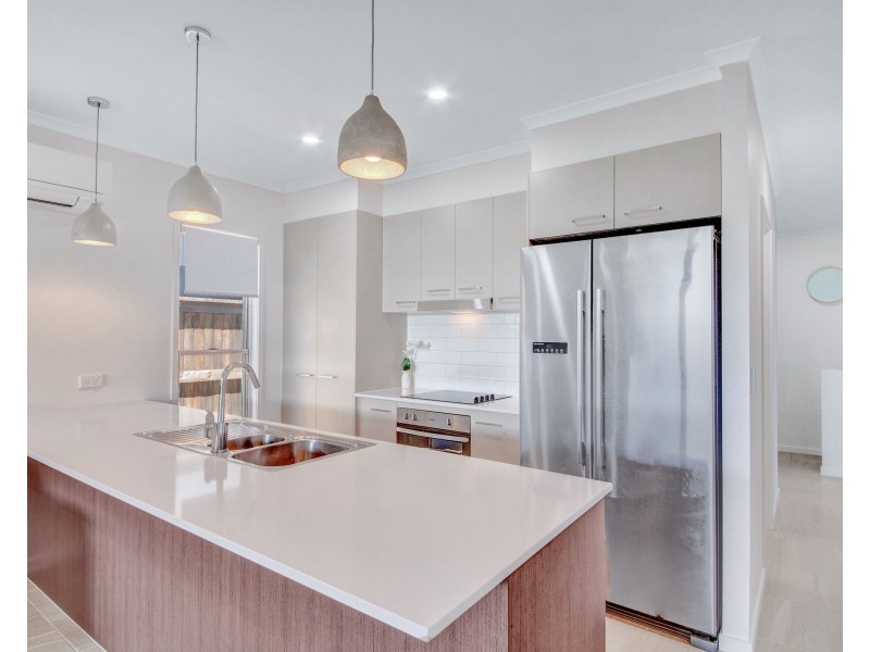 10 Spinifex Street, Palmview QLD 4553