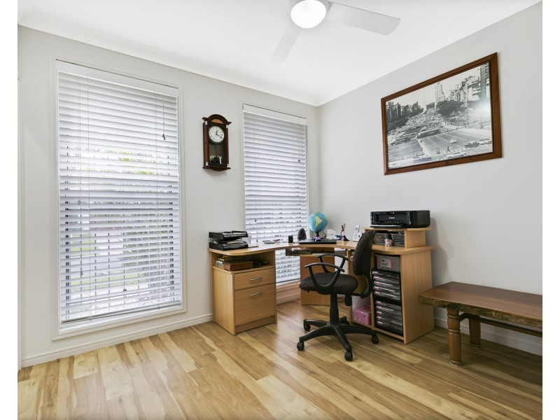 16 Promontory Street, Birtinya QLD 4575