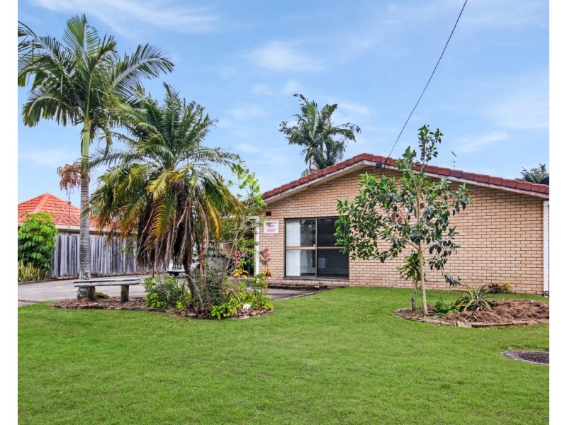 2/64 Broadsea Avenue, Maroochydore QLD 4558