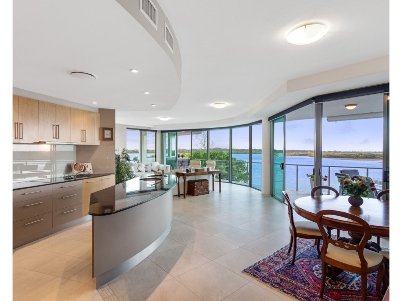 11/85 Picnic Point Esplanade, Maroochydore QLD 4558
