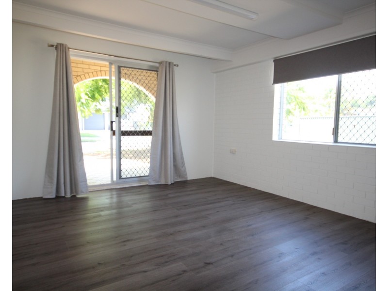 40  Surf Rd, Maroochydore QLD 4558