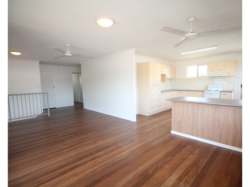 40  Surf Rd, Maroochydore QLD 4558
