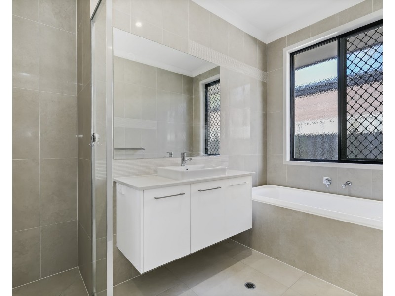 8  Yellow Fin Circuit, Mountain Creek QLD 4557