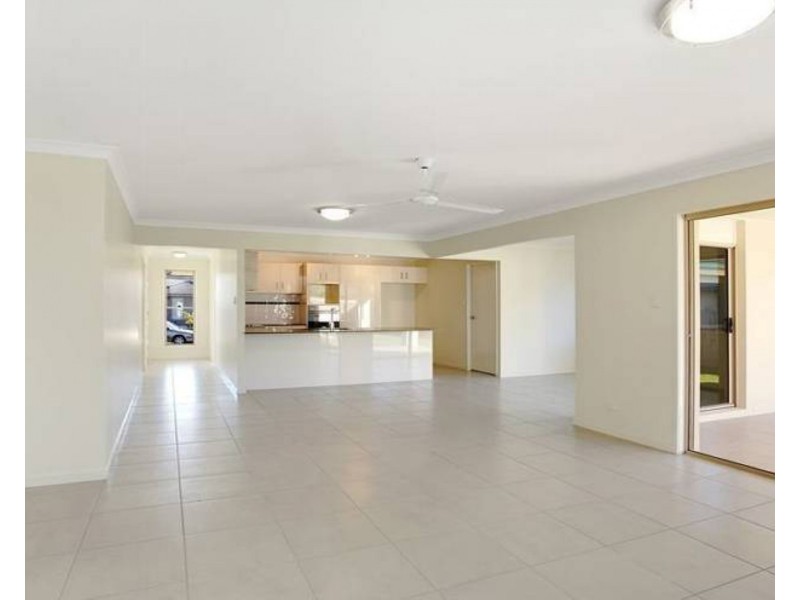 13  Skua Place, Mountain Creek QLD 4557