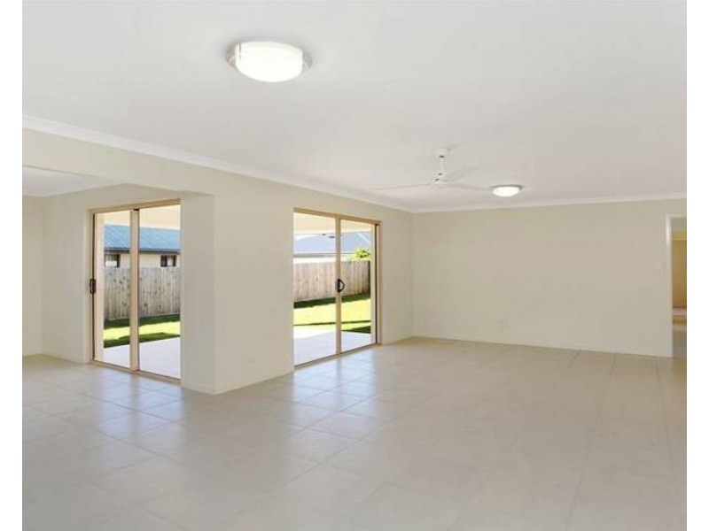 13  Skua Place, Mountain Creek QLD 4557