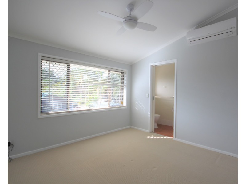 2/14 Broadwater Ave, Maroochydore QLD 4558