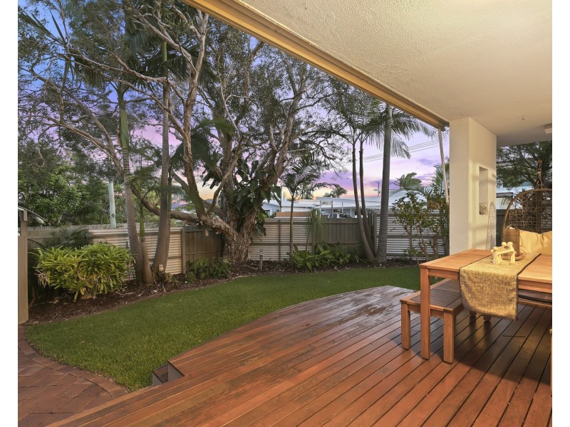 1/48 Lawrence Street, Mooloolaba QLD 4557