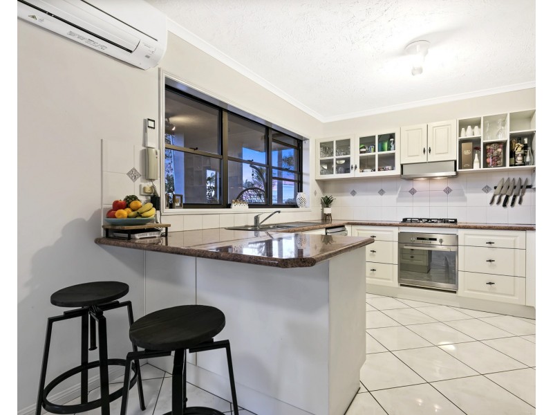 1/48 Lawrence Street, Mooloolaba QLD 4557