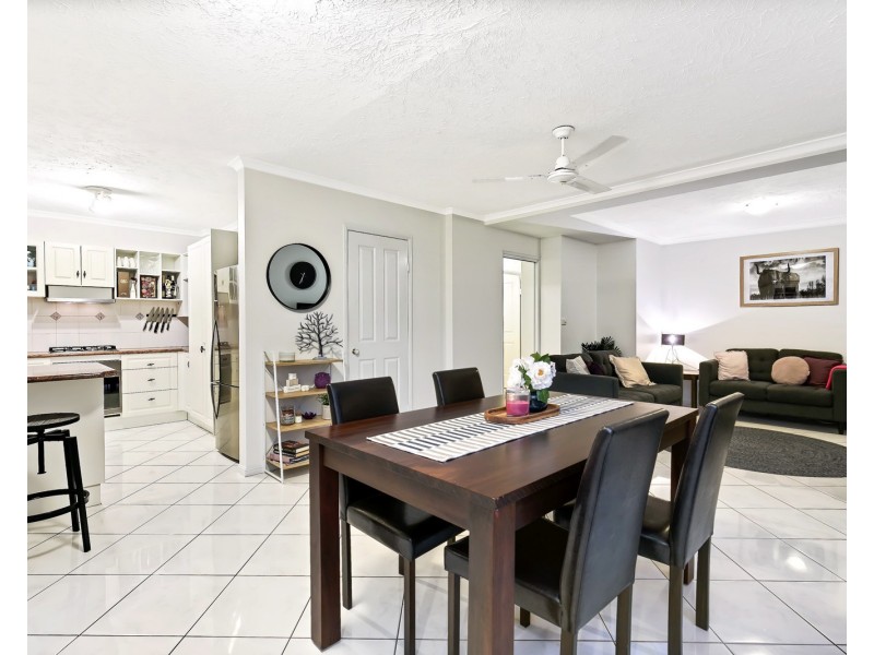 1/48 Lawrence Street, Mooloolaba QLD 4557