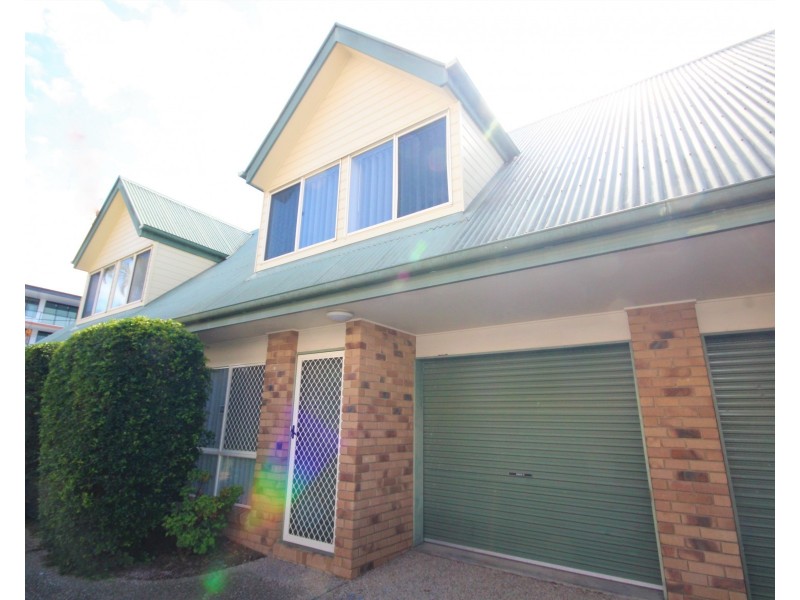 2/31 Baden Powell Street, Maroochydore QLD 4558