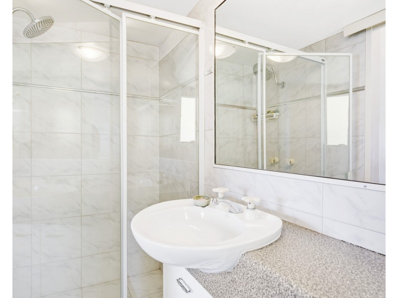 11/130 Alexandra Parade, Alexandra Headland QLD 4572