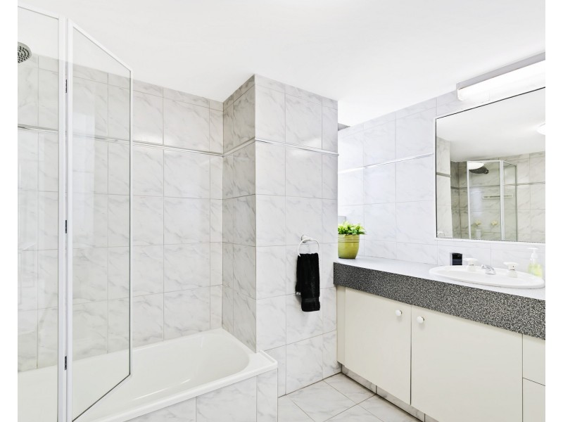 11/130 Alexandra Parade, Alexandra Headland QLD 4572