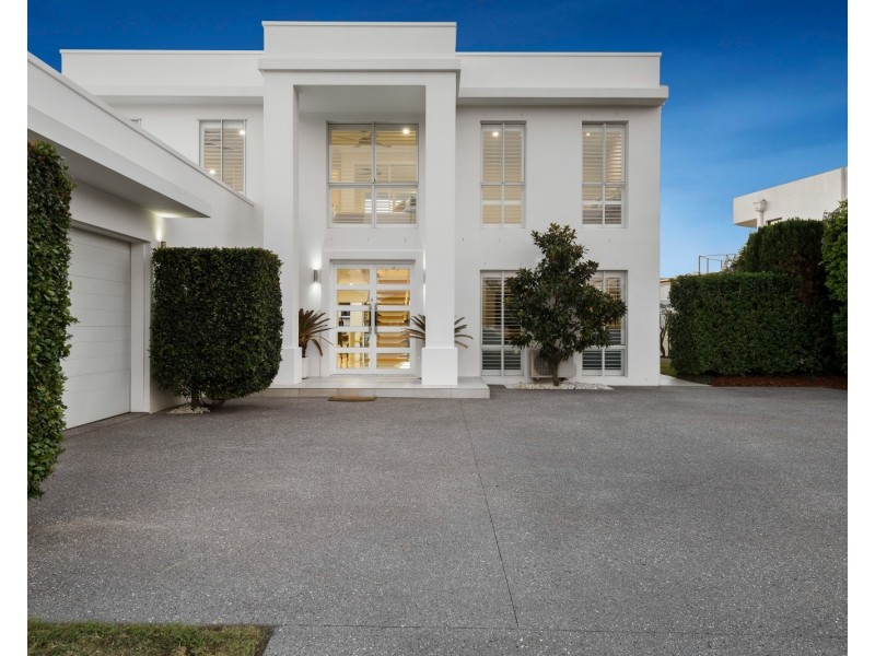 88 Sunbird Chase, Parrearra QLD 4575