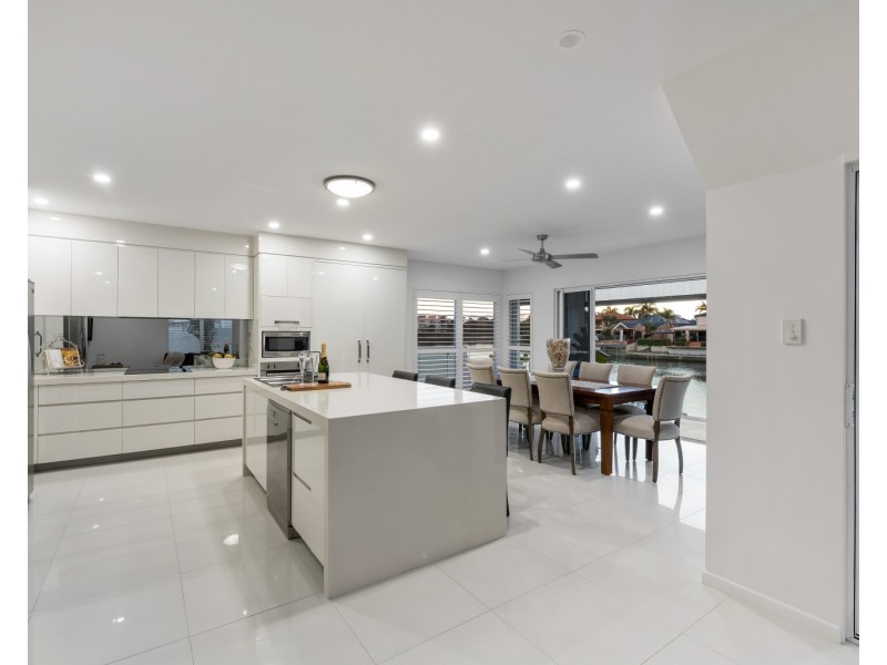 88 Sunbird Chase, Parrearra QLD 4575