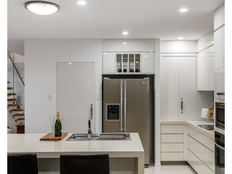 88 Sunbird Chase, Parrearra QLD 4575