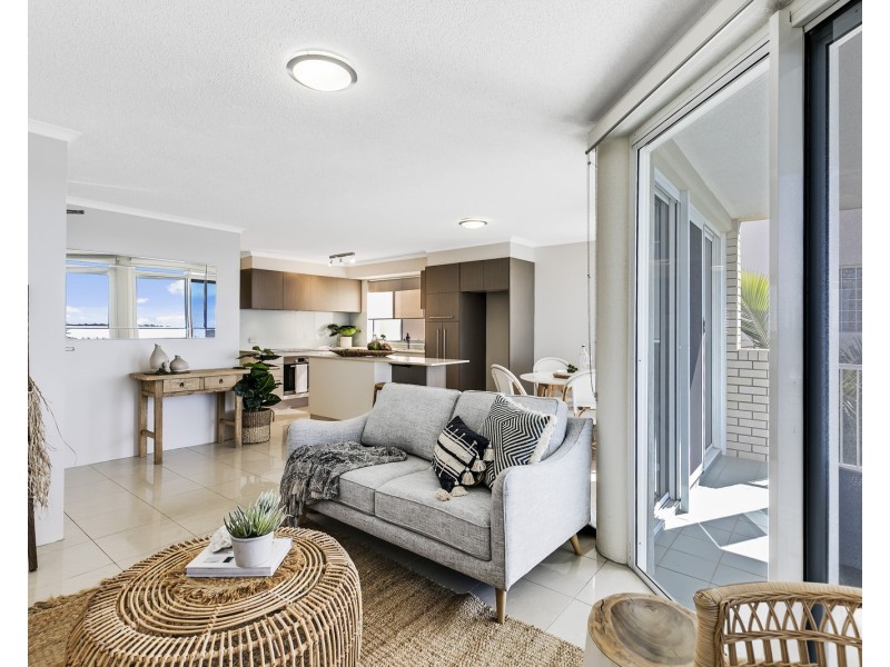 14/140  Duporth Avenue, Maroochydore QLD 4558