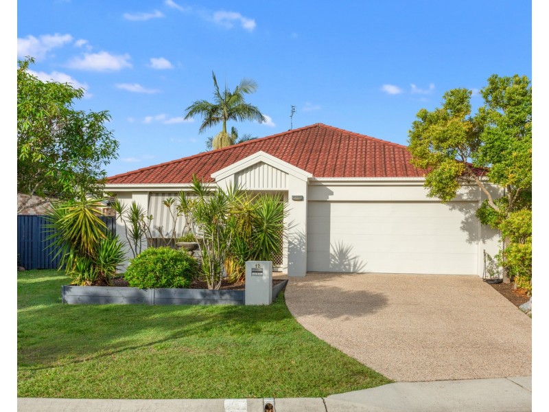 12 Parkland Drive, Pacific Paradise QLD 4564