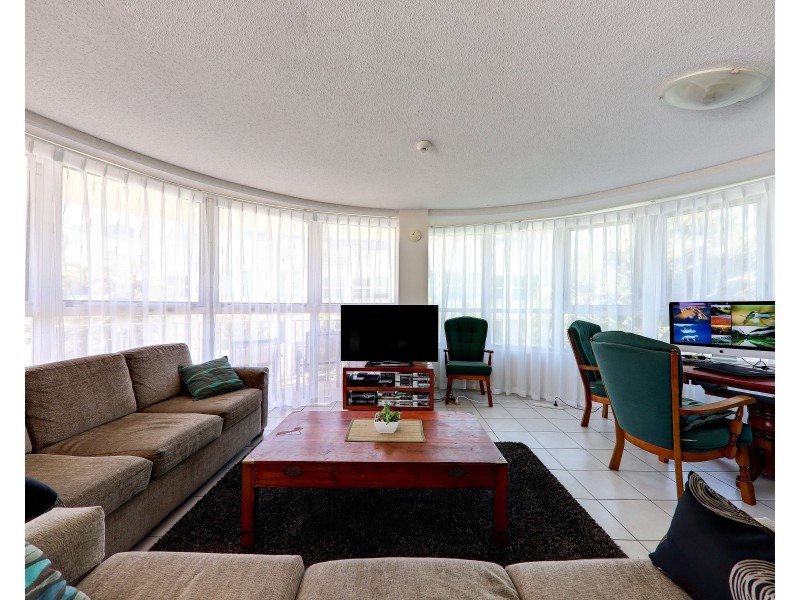 14/19 Memorial Avenue, Maroochydore QLD 4558