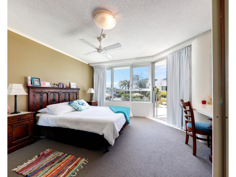 14/19 Memorial Avenue, Maroochydore QLD 4558