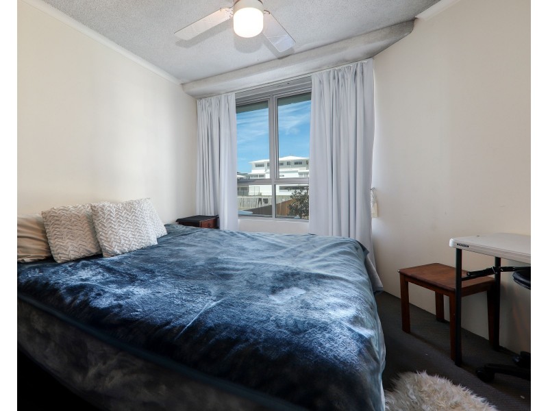 14/19 Memorial Avenue, Maroochydore QLD 4558