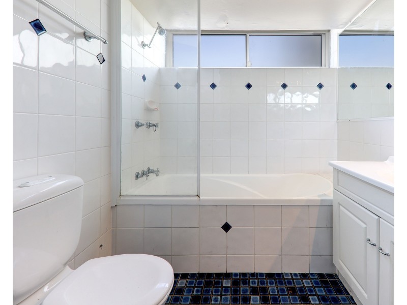 14/19 Memorial Avenue, Maroochydore QLD 4558