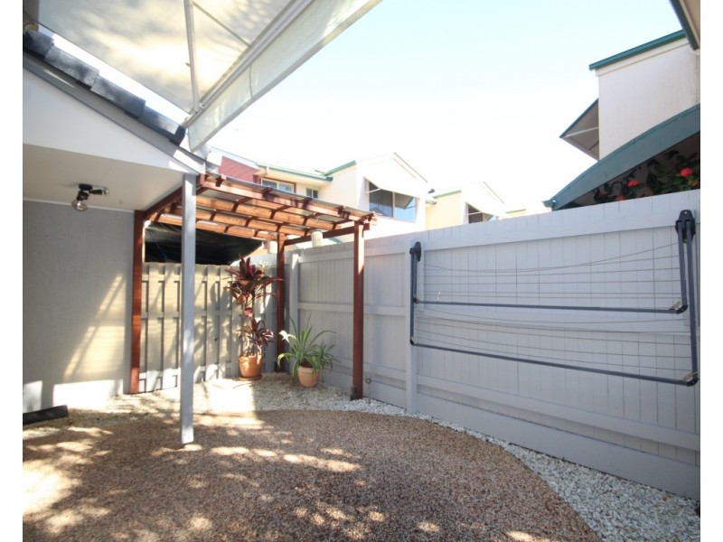 5/34 Dalton Dr, Maroochydore QLD 4558