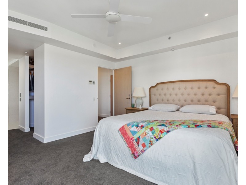 1002/42 Duporth Avenue, Maroochydore QLD 4558