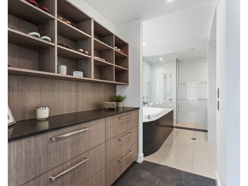 1002/42 Duporth Avenue, Maroochydore QLD 4558