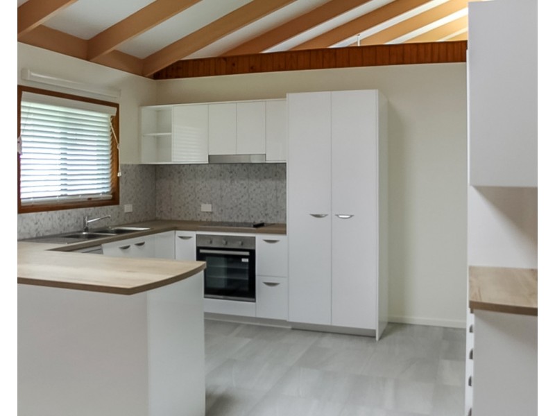 33 Centenary Crescent, Maroochydore QLD 4558