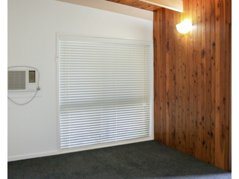 33 Centenary Crescent, Maroochydore QLD 4558