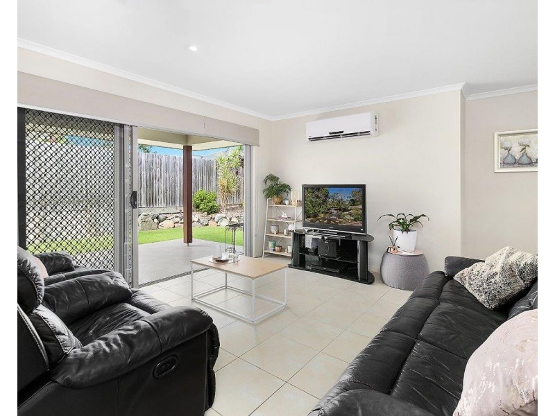 14 Tarwhine Place, Mountain Creek QLD 4557