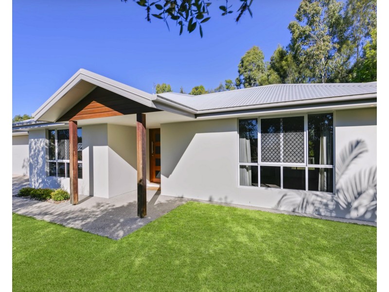25 Lark Circuit, Mountain Creek QLD 4557