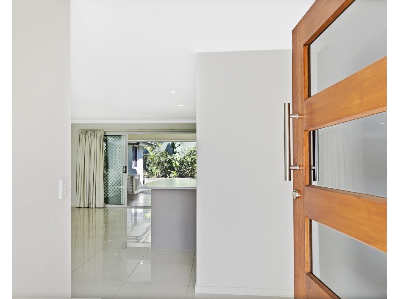25 Lark Circuit, Mountain Creek QLD 4557