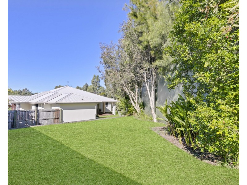 25 Lark Circuit, Mountain Creek QLD 4557