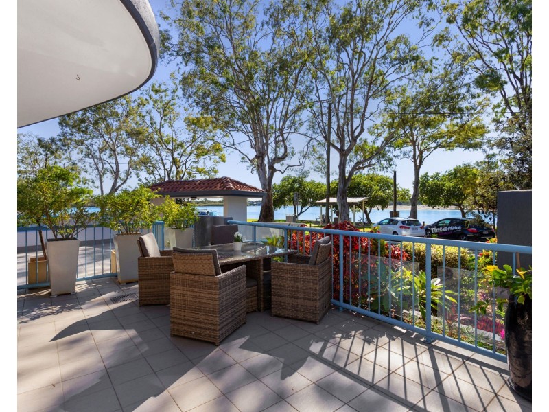 1/12-14 Picnic Point Esplanade, Maroochydore QLD 4558