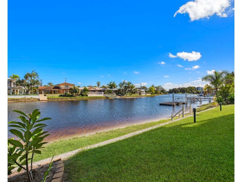 6/6 Broadmeadows Road, Maroochydore QLD 4558