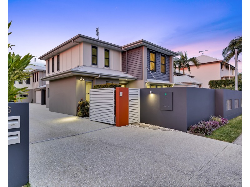 1/76 Beach Parade, Maroochydore QLD 4558