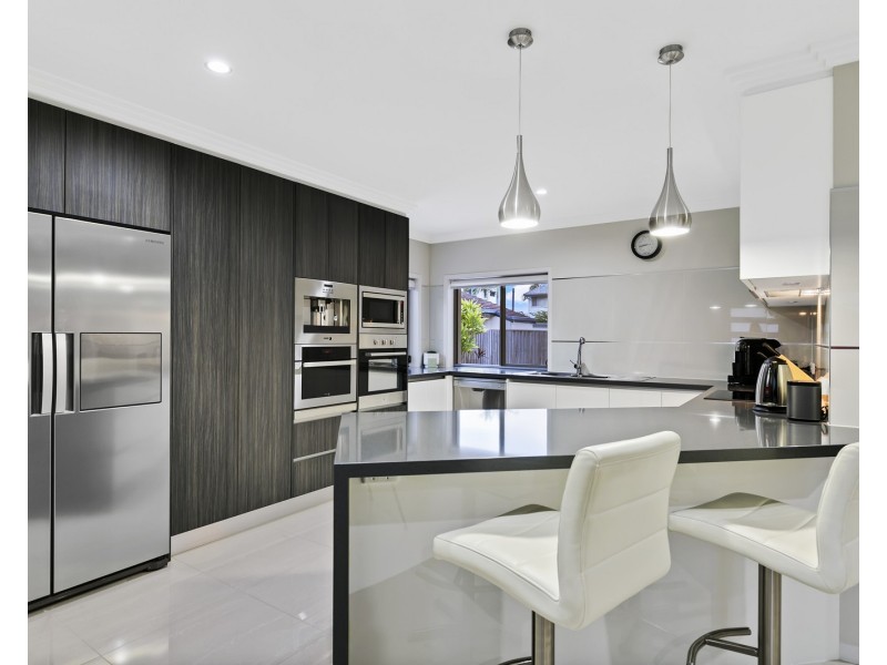 1/76 Beach Parade, Maroochydore QLD 4558