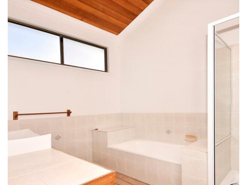 35 Boolagi Drive, Wurtulla QLD 4575