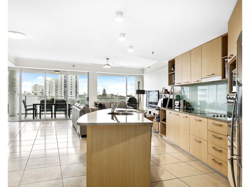 401/14 Aerodrome Road, Maroochydore QLD 4558