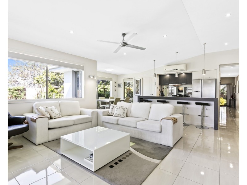 40 Hillsborough Circuit, Mountain Creek QLD 4557