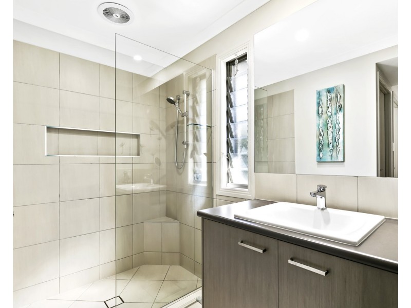40 Hillsborough Circuit, Mountain Creek QLD 4557